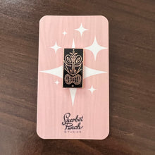 Load image into Gallery viewer, Tiki idol enamel pin