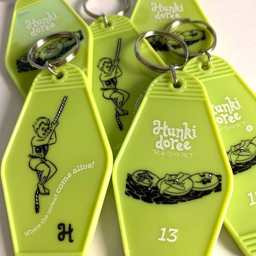 Hunkidoree™ Resort souvenir keychain